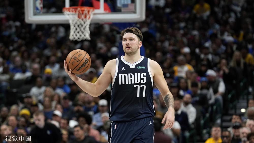 英超赛场上 英超赛场上