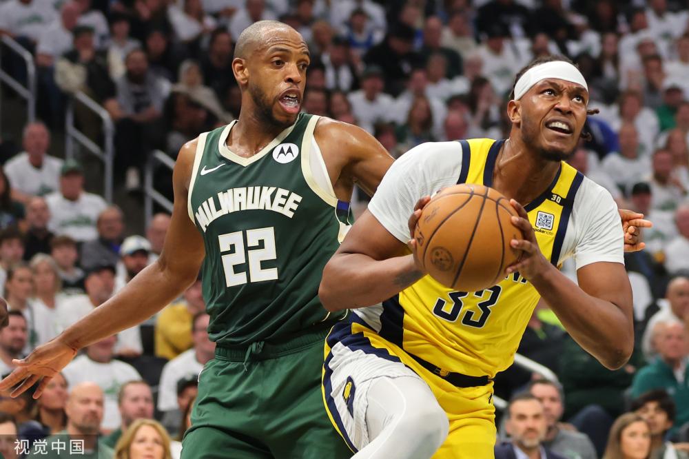 足球产业的 足球产业的